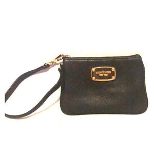 Michael Kors Pouchette